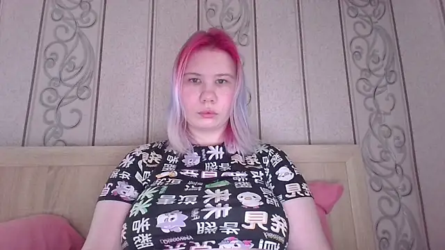 Little kitsune1707 online show from October 27, 2025, 9:13 am