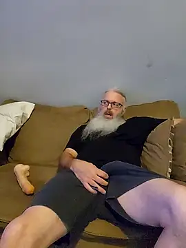 Snapshot of HardSteele97 chatting on February 15, 2026, 7:43 pm HardSteele97 online show from February 15, 2026, 7:43 pm