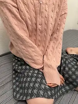 Snapshot of YARASERO-kun chatting on March 7, 2025, 4:44 pm YARASERO-kun online show from March 7, 2025, 4:44 pm