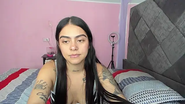 Snapshot of Malutedd chatting on September 10, 2025, 7:58 pm Malutedd online show from September 10, 2025, 7:58 pm