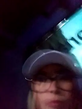 Snapshot of CandieGilson__ chatting on September 24, 2025, 10:51 am CandieGilson   online show from September 24, 2025, 10:51 am