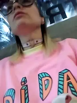 Snapshot of CandieGilson__ chatting on October 7, 2025, 10:56 am CandieGilson   online show from October 7, 2025, 10:56 am