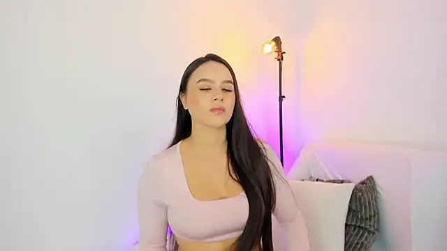 Snapshot of NicoleVegaa_ chatting on September 27, 2025, 10:15 pm NicoleVegaa online show from September 27, 2025, 10:15 pm