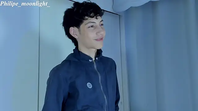 philipe moonlight  online show from February 26, 2025, 11:26 pm