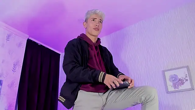 Snapshot of Ianwayne chatting on February 20, 2025, 12:36 pm Ianwayne online show from February 20, 2025, 12:36 pm