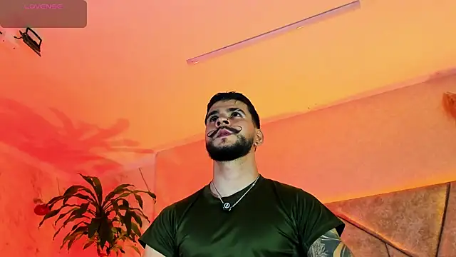 DickGriffith  online show from September 25, 2025, 12:53 pm