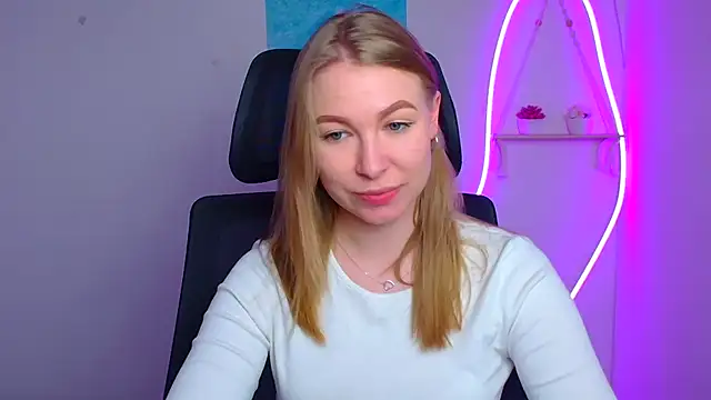 Dana flowers online show from March 26, 2026, 1:28 pm