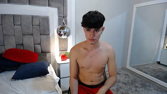 Snapshot of DrakeCollinss chatting on February 15, 2025, 1:53 am DrakeCollinss online show from February 15, 2025, 1:53 am