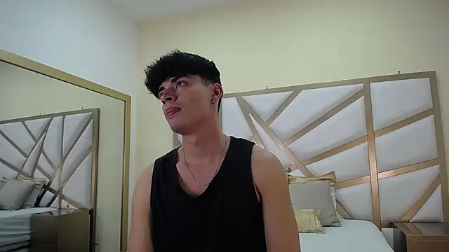 Snapshot of DrakeCollinss chatting on March 11, 2025, 7:58 pm DrakeCollinss online show from March 11, 2025, 7:58 pm