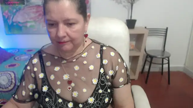 leonela 69 online show from March 3, 2025, 3:41 am