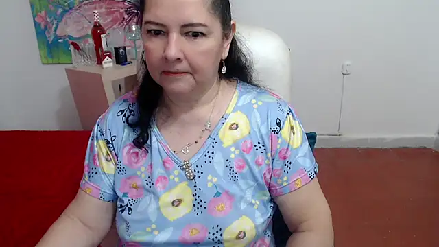 leonela 69 online show from September 15, 2025, 11:05 pm