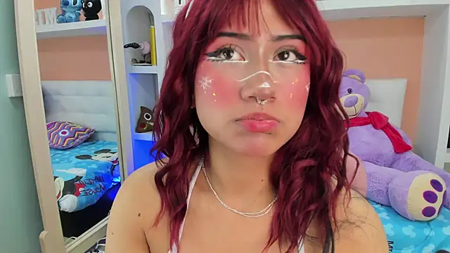 miss   megan online show from September 10, 2025, 2:33 am