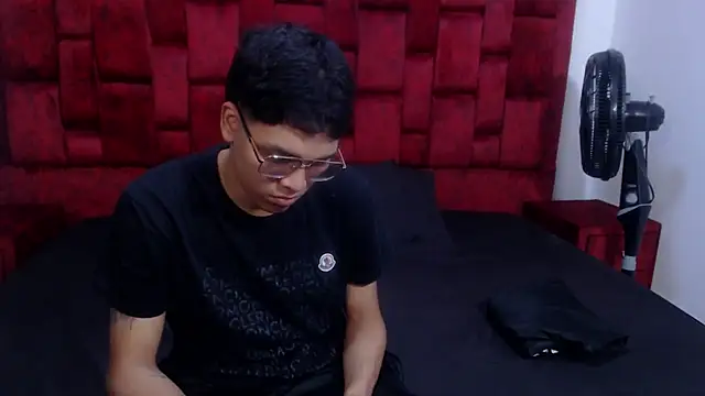 David Gil19 online show from January 11, 2026, 5:34 am