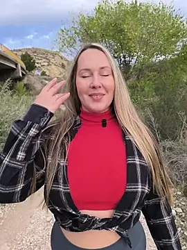 Mona Plus online show from November 2, 2025, 7:33 am