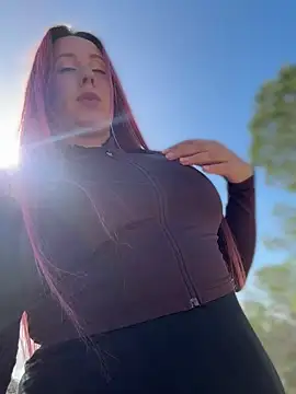 Mona Plus online show from March 27, 2026, 9:42 am