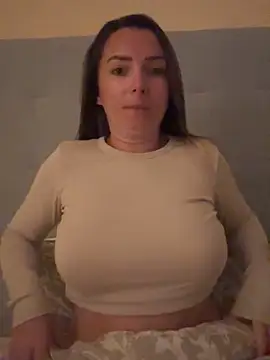 Snapshot of Sexilexiuk chatting on February 12, 2025, 8:29 pm Sexilexiuk online show from February 12, 2025, 8:29 pm