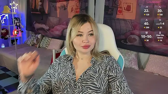 Snapshot of MargoBryan chatting on March 10, 2025, 5:39 pm MargoBryan online show from March 10, 2025, 5:39 pm