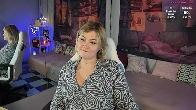 Snapshot of MargoBryan chatting on March 10, 2025, 8:45 pm MargoBryan online show from March 10, 2025, 8:45 pm