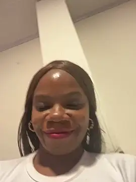 Snapshot of nao-mi chatting on April 12, 2026, 7:13 am nao-mi online show from April 12, 2026, 7:13 am