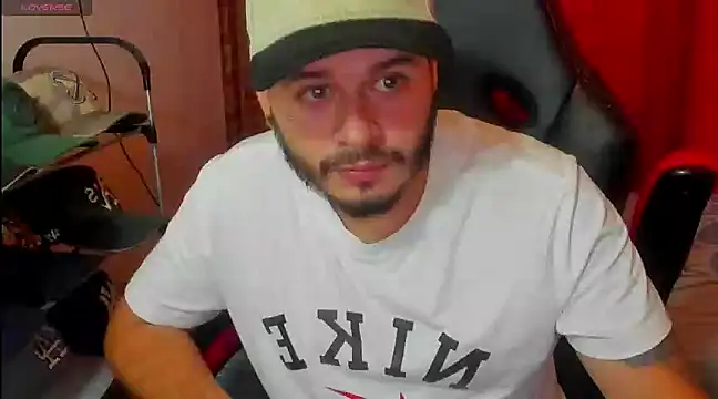 ragnar lothbrok777 online show from March 10, 2025, 10:45 pm