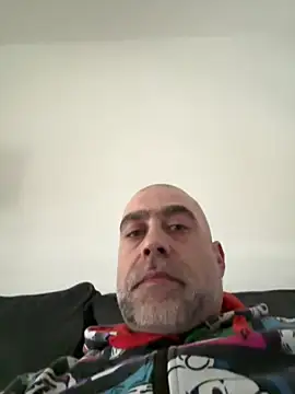 Bleueyez007 online show from February 12, 2025, 10:14 am