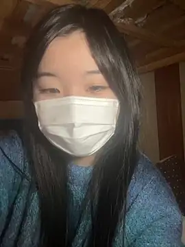 Snapshot of ruru-3 chatting on February 17, 2025, 5:47 am ruru-3 online show from February 17, 2025, 5:47 am