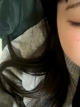 Snapshot of ruru-3 chatting on November 21, 2025, 9:19 am ruru-3 online show from November 21, 2025, 9:19 am