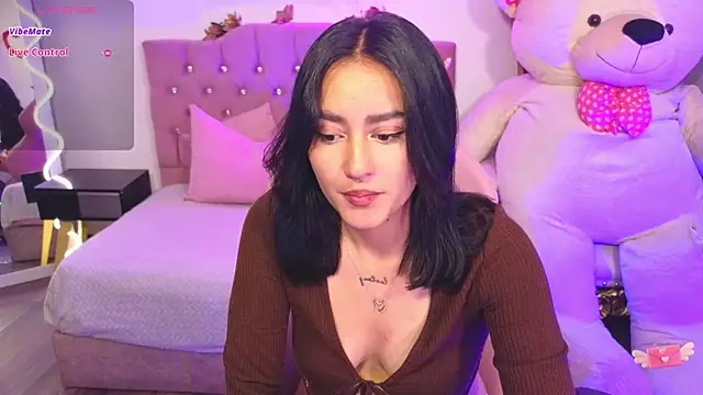 Snapshot of LUDO_KITTY_TAY chatting on March 6, 2025, 6:08 am LUDO KITTY TAY online show from March 6, 2025, 6:08 am