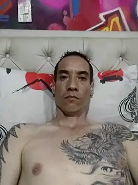 Aruka2013 online show from February 13, 2025, 5:26 am