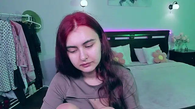 GabriellaMays online show from March 8, 2025, 8:33 am