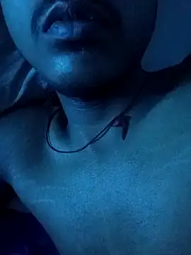 boyyouwant33 online show from March 12, 2025, 1:47 am