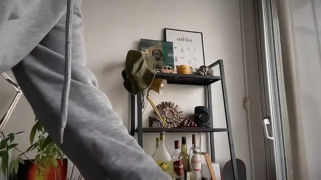 Snapshot of MikymikeBBWD chatting on November 14, 2025, 10:47 am MikymikeBBWD online show from November 14, 2025, 10:47 am