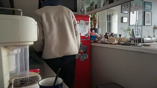 Snapshot of MikymikeBBWD chatting on November 28, 2025, 12:52 pm MikymikeBBWD online show from November 28, 2025, 12:52 pm