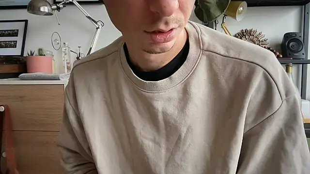 Snapshot of MikymikeBBWD chatting on November 29, 2025, 1:03 pm MikymikeBBWD online show from November 29, 2025, 1:03 pm