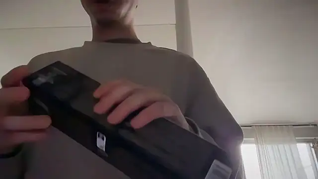 Snapshot of MikymikeBBWD chatting on December 3, 2025, 12:36 pm MikymikeBBWD online show from December 3, 2025, 12:36 pm