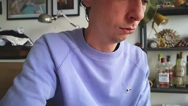 Snapshot of MikymikeBBWD chatting on December 20, 2025, 1:40 pm MikymikeBBWD online show from December 20, 2025, 1:40 pm