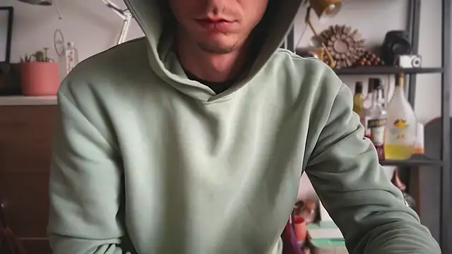 Snapshot of MikymikeBBWD chatting on January 8, 2026, 1:02 pm MikymikeBBWD online show from January 8, 2026, 1:02 pm