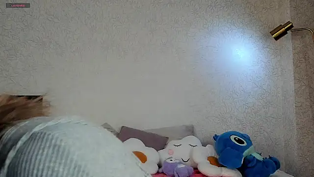 TaiteBayles online show from November 26, 2025, 1:17 am