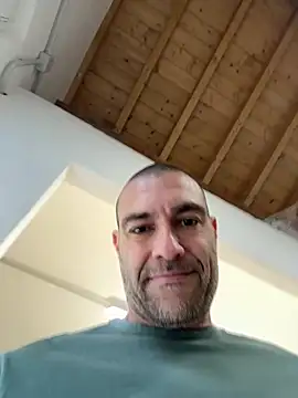 Snapshot of Jackcazzone_82 chatting on April 26, 2026, 2:04 pm Jackcazzone 82 online show from April 26, 2026, 2:04 pm