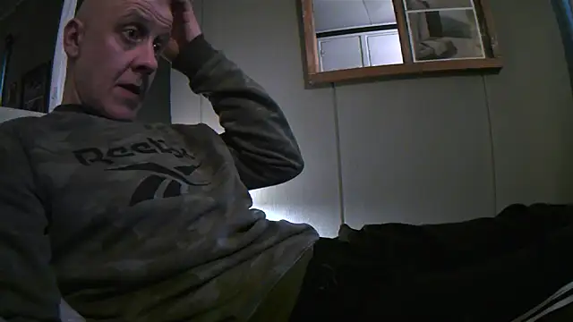 Snapshot of Teemu chatting on March 21, 2025, 4:40 pm Teemu online show from March 21, 2025, 4:40 pm