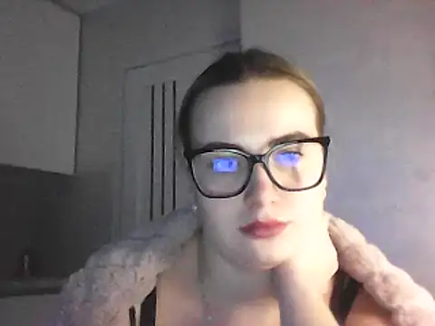 Snapshot of GoddessTenderness chatting on February 18, 2025, 6:37 pm GoddessTenderness online show from February 18, 2025, 6:37 pm