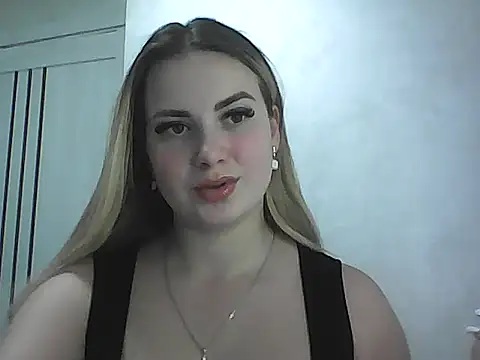 Snapshot of GoddessTenderness chatting on January 11, 2026, 4:23 pm GoddessTenderness online show from January 11, 2026, 4:23 pm