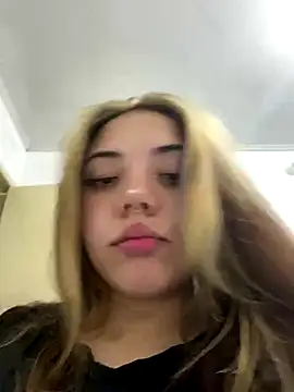  ivyginger online show from November 23, 2025, 3:17 am