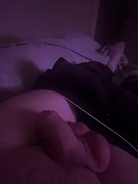 imsmall22 online show from October 2, 2025, 12:28 am