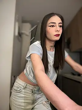 Snapshot of candycami19 chatting on February 19, 2025, 5:05 am candycami19 online show from February 19, 2025, 5:05 am