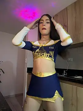 candycami19 online show from April 8, 2026, 12:54 am