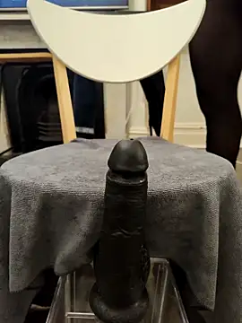 MystiqueRider online show from November 22, 2025, 4:33 am