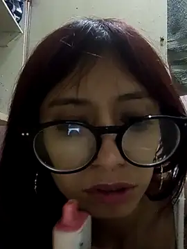 flaquiita69 online show from February 15, 2025, 12:26 am