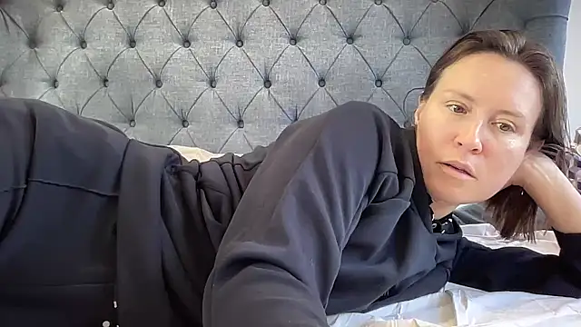 Snapshot of eatmypie69 chatting on September 22, 2025, 12:07 pm eatmypie69 online show from September 22, 2025, 12:07 pm