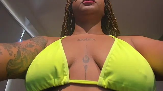 ZahraRose online show from March 4, 2025, 3:04 pm